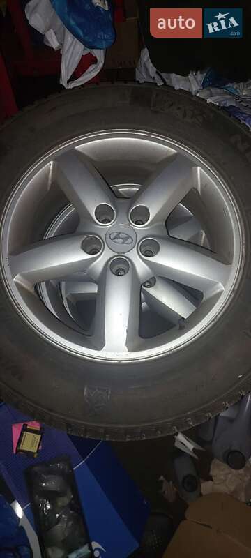 Позашляховик / Кросовер Hyundai Santa FE 2011 в Києві