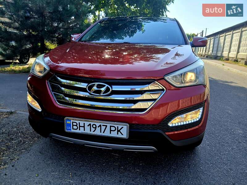 Позашляховик / Кросовер Hyundai Santa FE 2012 в Одесі