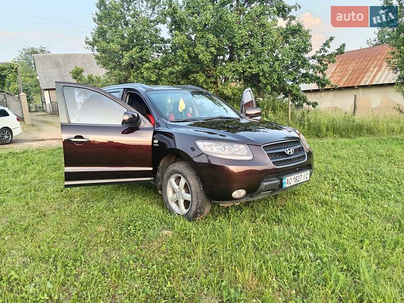 Позашляховик / Кросовер Hyundai Santa FE 2007 в Осій