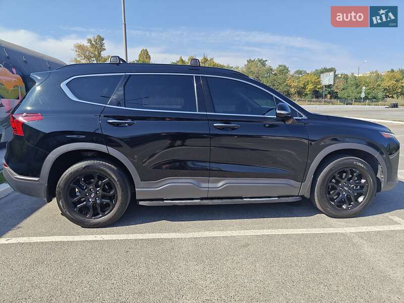 Внедорожник / Кроссовер Hyundai Santa FE 2023 в Киеве