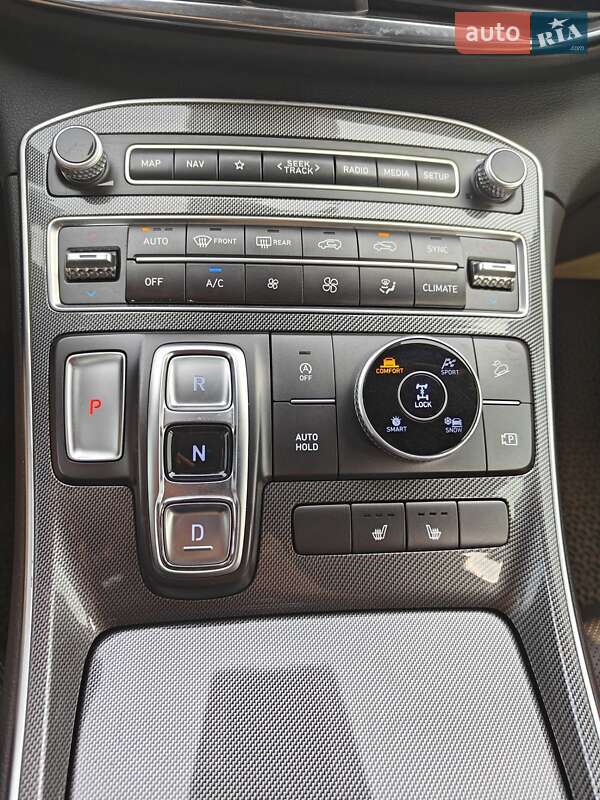 Внедорожник / Кроссовер Hyundai Santa FE 2023 в Киеве