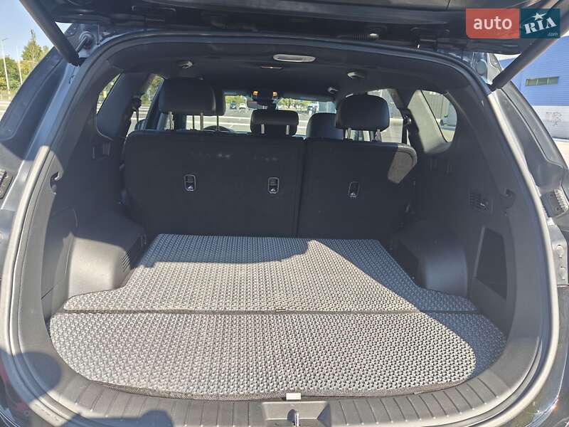 Внедорожник / Кроссовер Hyundai Santa FE 2023 в Киеве