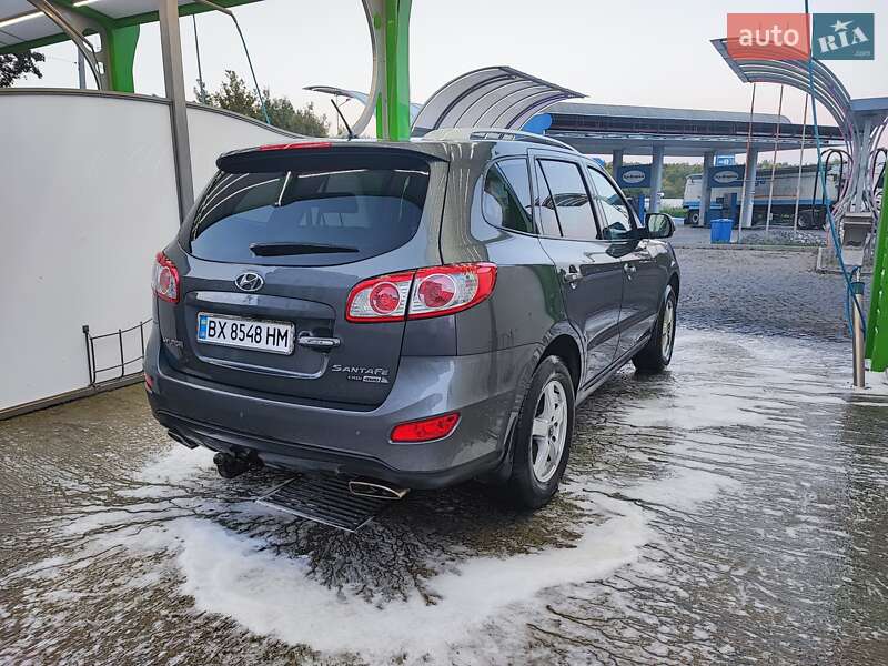 Внедорожник / Кроссовер Hyundai Santa FE 2010 в Хмельницком