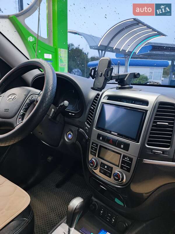 Внедорожник / Кроссовер Hyundai Santa FE 2010 в Хмельницком
