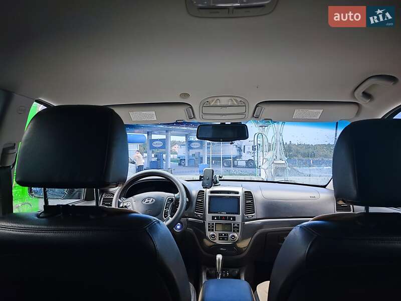Внедорожник / Кроссовер Hyundai Santa FE 2010 в Хмельницком