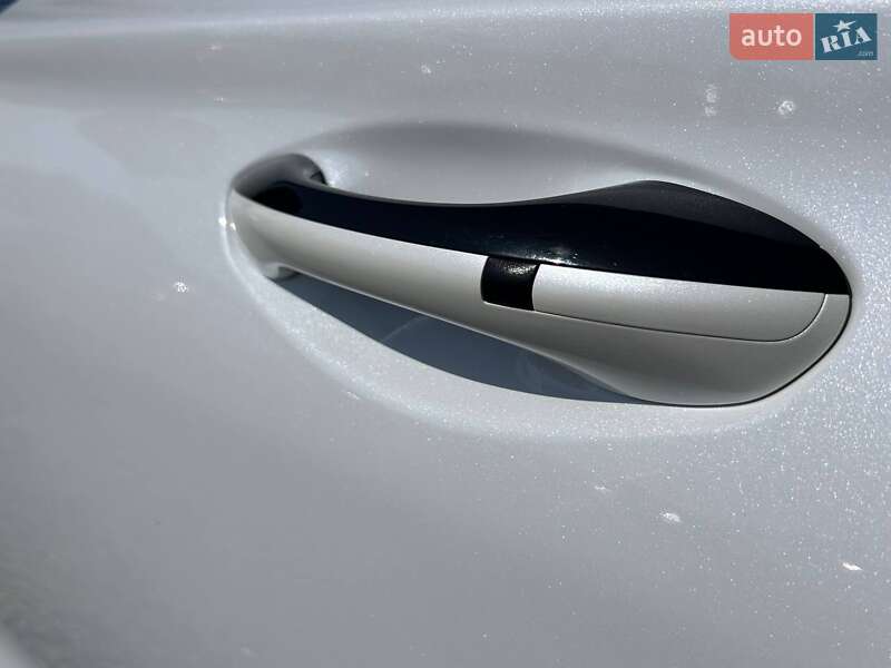 Внедорожник / Кроссовер Hyundai Santa FE 2020 в Одессе