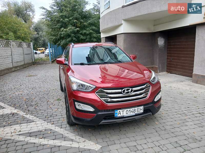 Внедорожник / Кроссовер Hyundai Santa FE 2015 в Ивано-Франковске