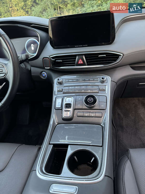 Внедорожник / Кроссовер Hyundai Santa FE 2023 в Киеве