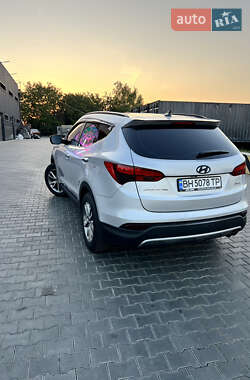 Внедорожник / Кроссовер Hyundai Santa FE 2013 в 