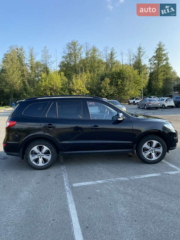 Позашляховик / Кросовер Hyundai Santa FE 2011 в Бучі