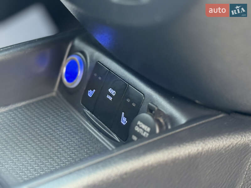 Позашляховик / Кросовер Hyundai Santa FE 2008 в Запоріжжі