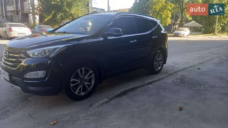 Внедорожник / Кроссовер Hyundai Santa FE 2014 в Тернополе