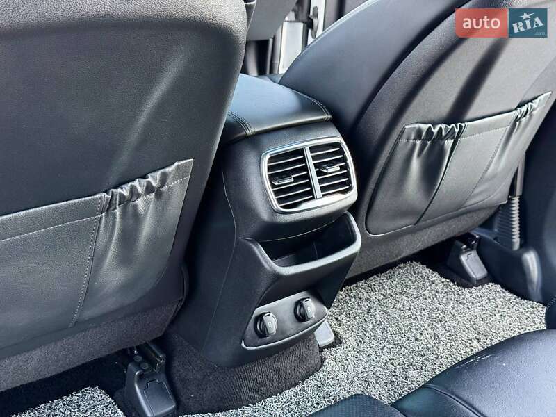 Позашляховик / Кросовер Hyundai Santa FE 2020 в Києві