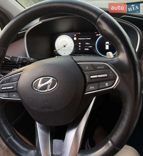 Позашляховик / Кросовер Hyundai Santa FE 2021 в Полтаві