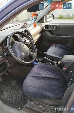 Позашляховик / Кросовер Hyundai Santa FE 2003 в Городку