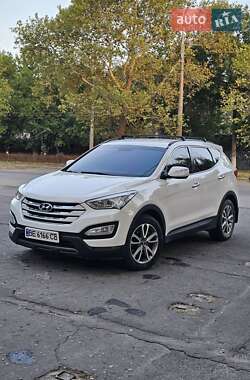 Внедорожник / Кроссовер Hyundai Santa FE 2014 в Николаеве