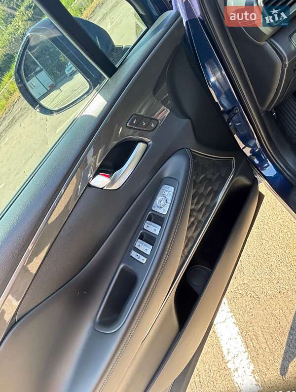 Позашляховик / Кросовер Hyundai Santa FE 2023 в Києві