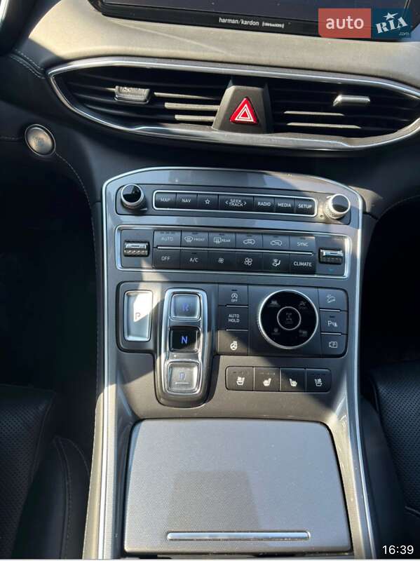 Позашляховик / Кросовер Hyundai Santa FE 2023 в Києві