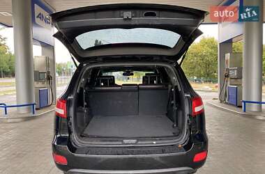 Внедорожник / Кроссовер Hyundai Santa FE 2009 в 
