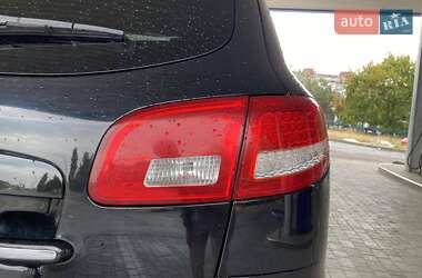 Внедорожник / Кроссовер Hyundai Santa FE 2009 в 