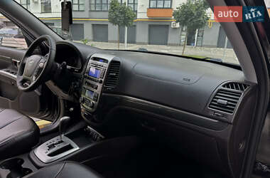 Внедорожник / Кроссовер Hyundai Santa FE 2010 в 