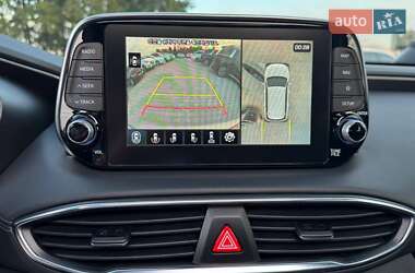 Внедорожник / Кроссовер Hyundai Santa FE 2020 в 