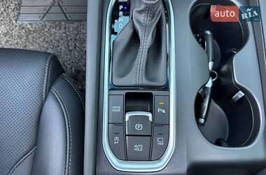 Внедорожник / Кроссовер Hyundai Santa FE 2020 в 