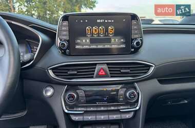 Внедорожник / Кроссовер Hyundai Santa FE 2020 в 