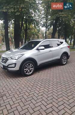 Внедорожник / Кроссовер Hyundai Santa FE 2014 в 