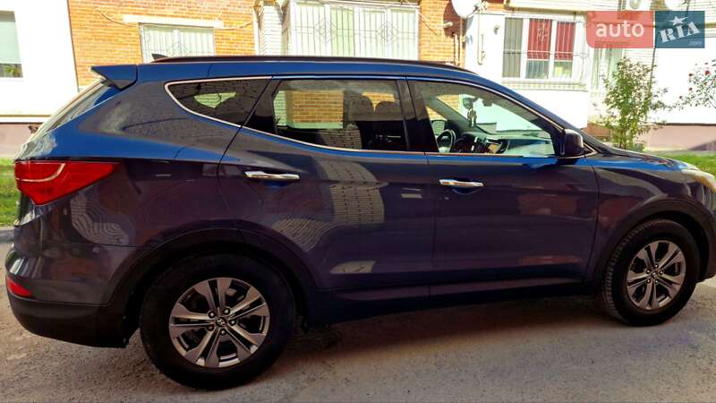 Внедорожник / Кроссовер Hyundai Santa FE 2012 в Тернополе фото 7 Внедорожник / Кроссовер Hyundai Santa FE 2012 в Тернополе