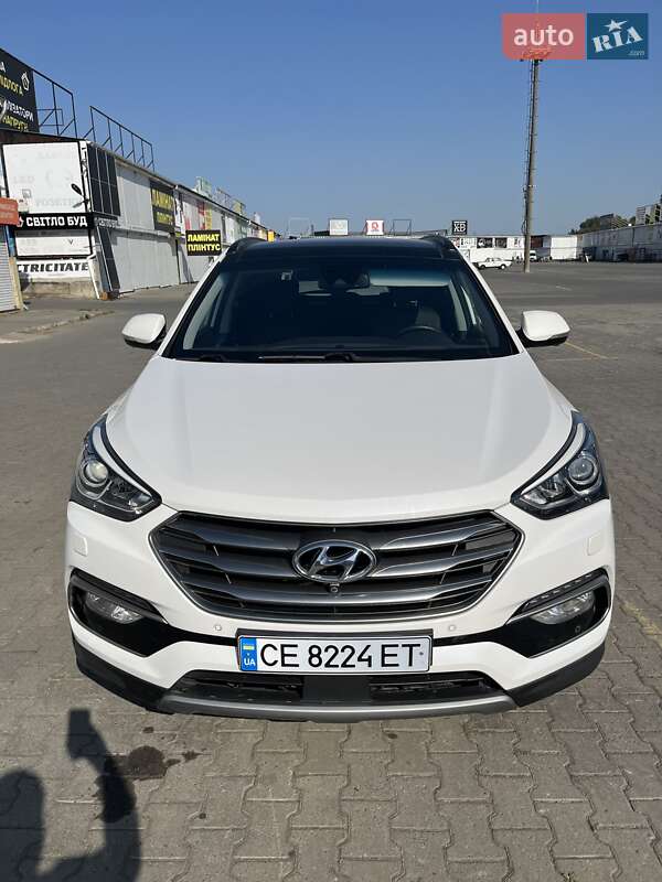 Позашляховик / Кросовер Hyundai Santa FE 2015 в Чернівцях