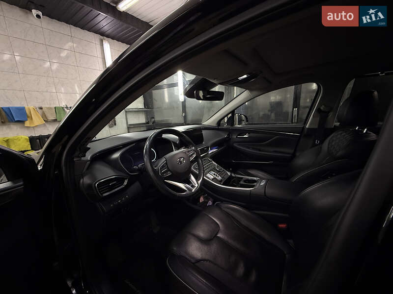 Позашляховик / Кросовер Hyundai Santa FE 2021 в Дніпрі