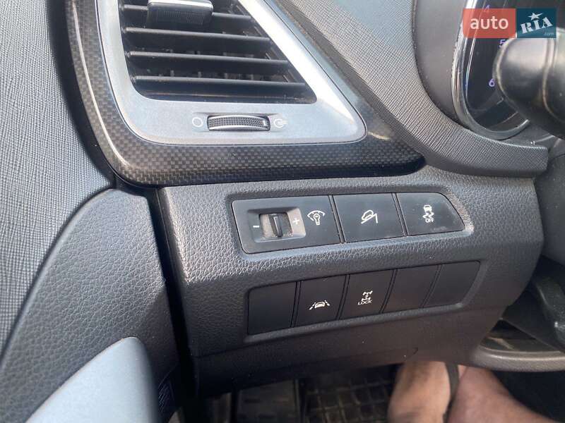 Внедорожник / Кроссовер Hyundai Santa FE 2013 в Бершади фото 4 Внедорожник / Кроссовер Hyundai Santa FE 2013 в Бершади