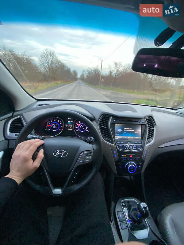 Внедорожник / Кроссовер Hyundai Santa FE 2014 в Золочеве фото 8 Внедорожник / Кроссовер Hyundai Santa FE 2014 в Золочеве