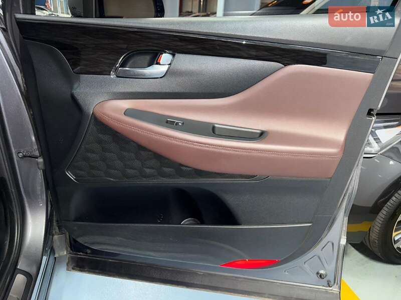 Позашляховик / Кросовер Hyundai Santa FE 2018 в Києві