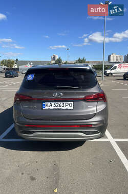 Внедорожник / Кроссовер Hyundai Santa FE 2021 в 