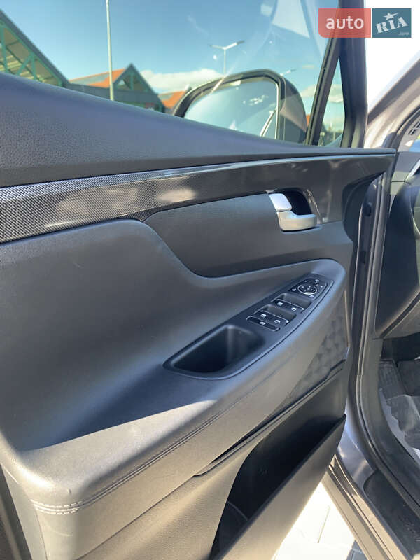 Позашляховик / Кросовер Hyundai Santa FE 2021 в Ірпені