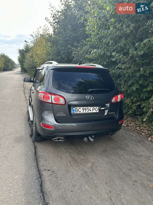 Позашляховик / Кросовер Hyundai Santa FE 2010 в Львові