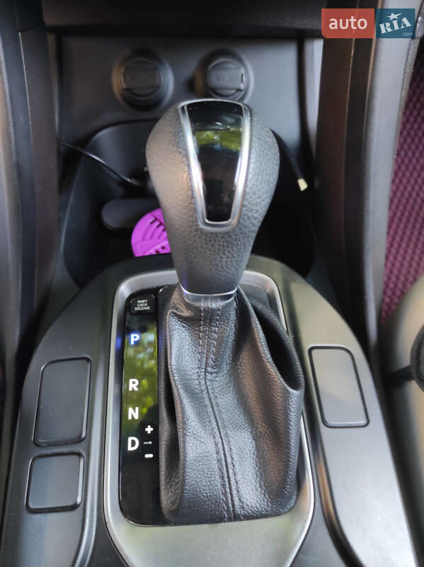 Позашляховик / Кросовер Hyundai Santa FE 2012 в Подільську