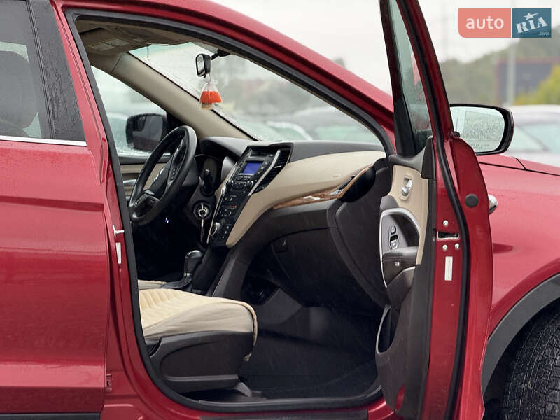 Позашляховик / Кросовер Hyundai Santa FE 2015 в Тернополі