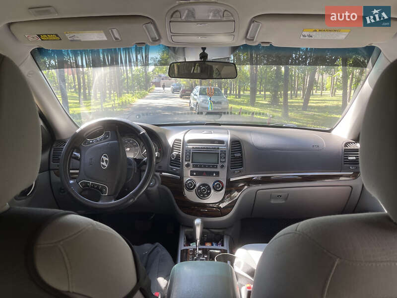 Позашляховик / Кросовер Hyundai Santa FE 2010 в Києві