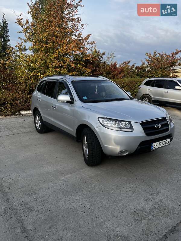 Внедорожник / Кроссовер Hyundai Santa FE 2009 в Вараше фото 3 Внедорожник / Кроссовер Hyundai Santa FE 2009 в Вараше