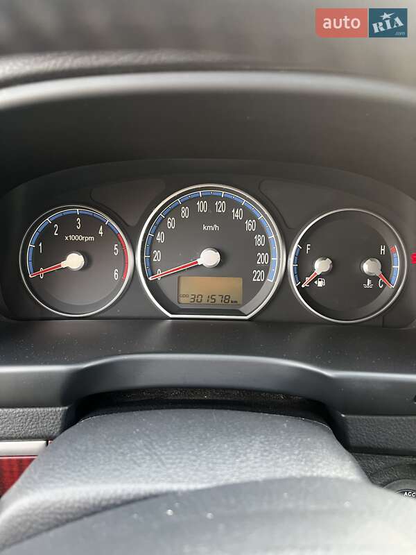 Внедорожник / Кроссовер Hyundai Santa FE 2009 в Вараше фото 10 Внедорожник / Кроссовер Hyundai Santa FE 2009 в Вараше