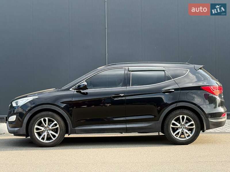 Позашляховик / Кросовер Hyundai Santa FE 2013 в Києві фото 3 Позашляховик / Кросовер Hyundai Santa FE 2013 в Києві