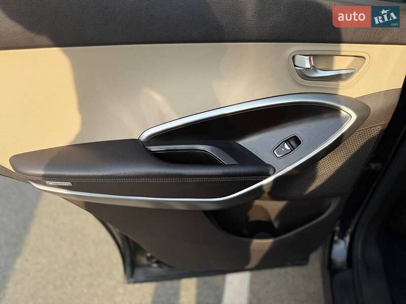 Позашляховик / Кросовер Hyundai Santa FE 2013 в Києві фото 25 Позашляховик / Кросовер Hyundai Santa FE 2013 в Києві