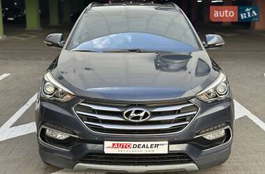 Внедорожник / Кроссовер Hyundai Santa FE 2017 в 