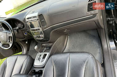 Внедорожник / Кроссовер Hyundai Santa FE 2011 в 