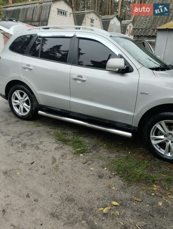 Внедорожник / Кроссовер Hyundai Santa FE 2010 в Житомире