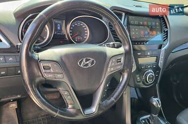 Внедорожник / Кроссовер Hyundai Santa FE 2014 в 