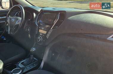 Внедорожник / Кроссовер Hyundai Santa FE 2014 в 